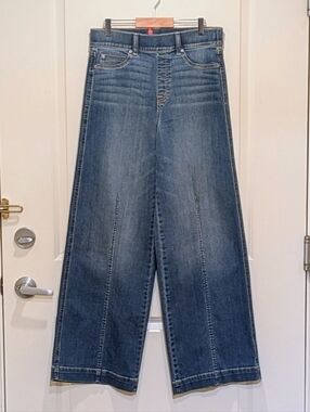 EUC Spanx M Seamed Front Wide Leg Jeans in Vintage Indigo
